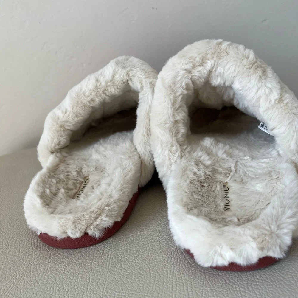 Vionic Josephine Faux Fur Quilted Dusty Cedar Red Puffer Slippers Size 10 - Picture 7 of 11